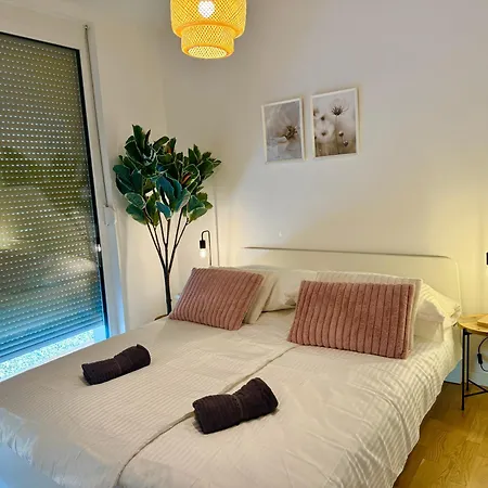 Modern With Balcony Near Scs *