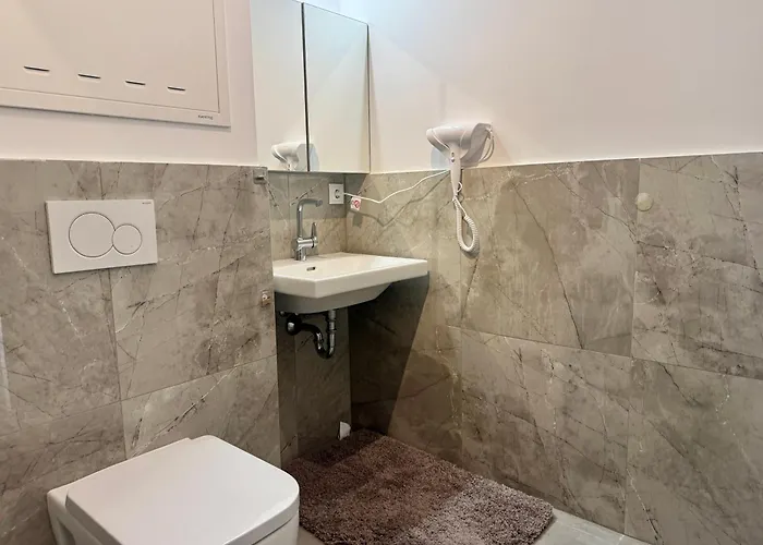 Apartman Modern With Balcony Near Scs Wiener Neudorf