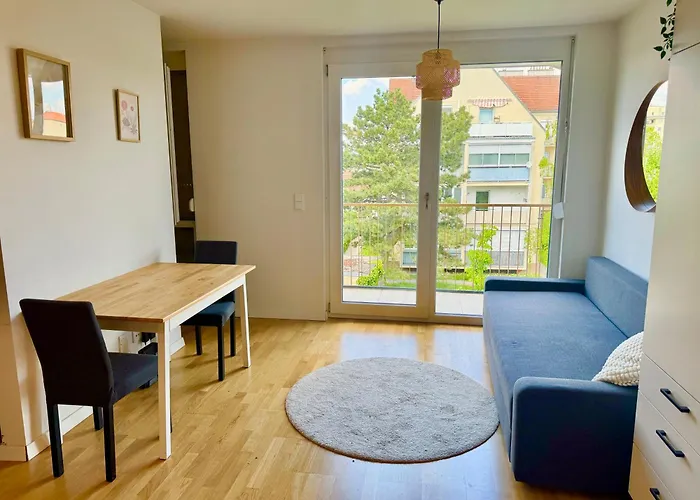 Apartman Modern With Balcony Near Scs *